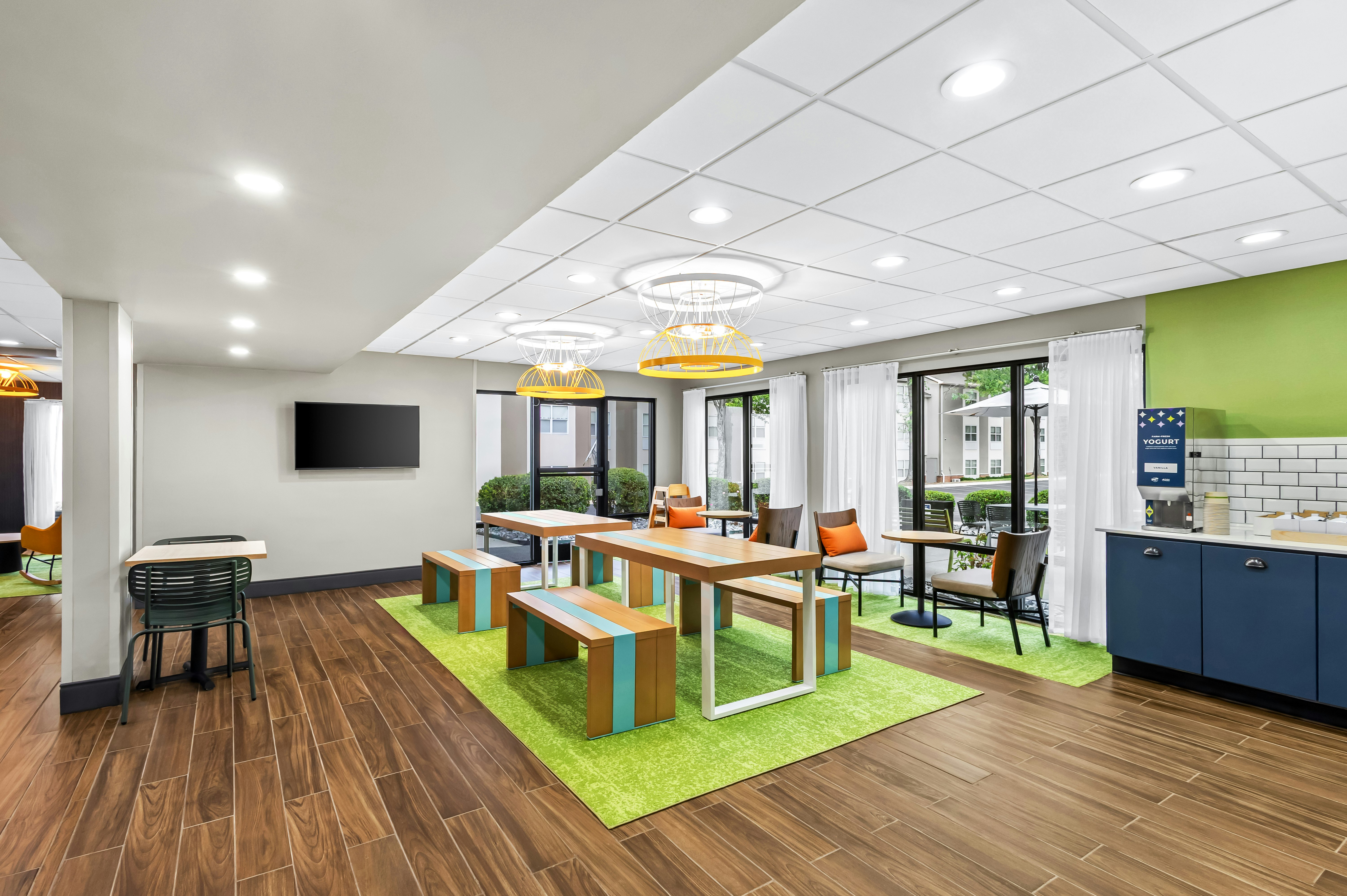 Spark by Hilton Alpharetta Roswell 15/20