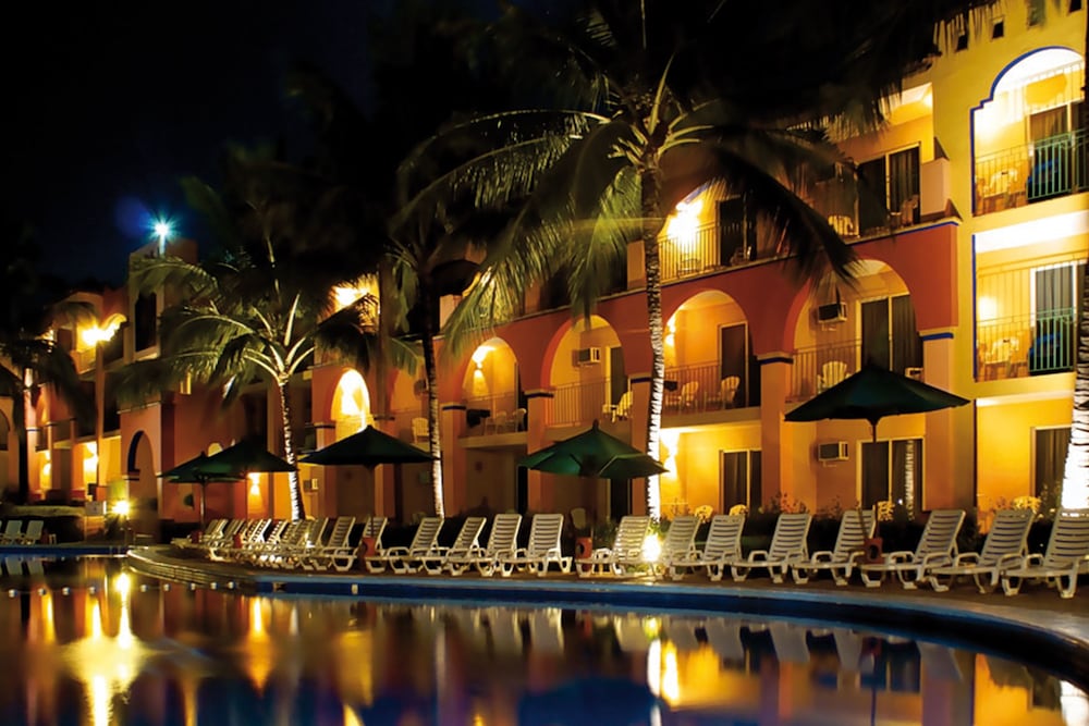 Grand Decameron Complex Bucerias A Trademark All Inclusive 3/76