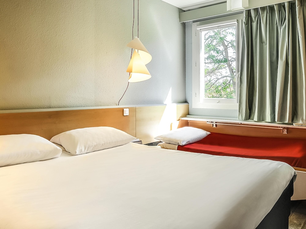 Ibis Salon De Provence Sud 21/61