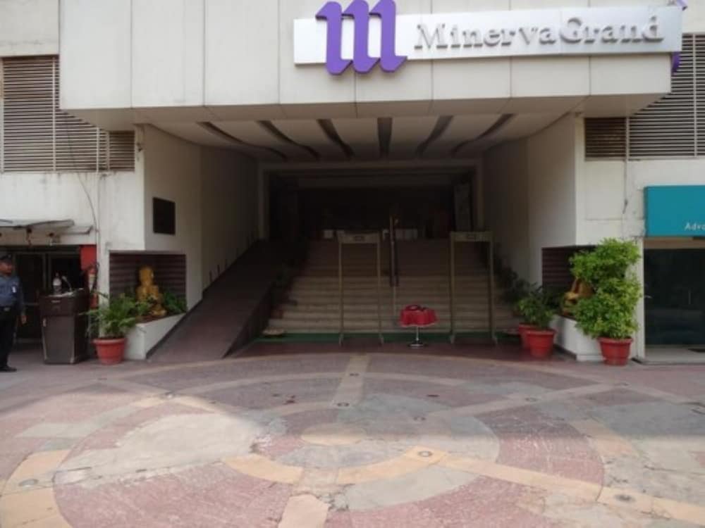MINERVA GRAND 37/38