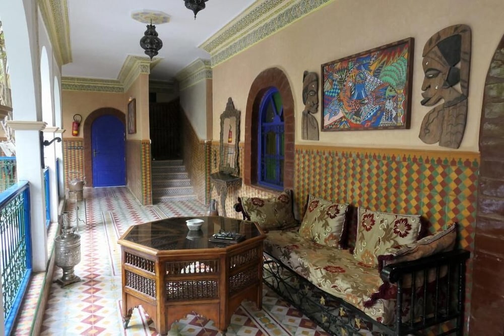 Riad Maryam 28/50
