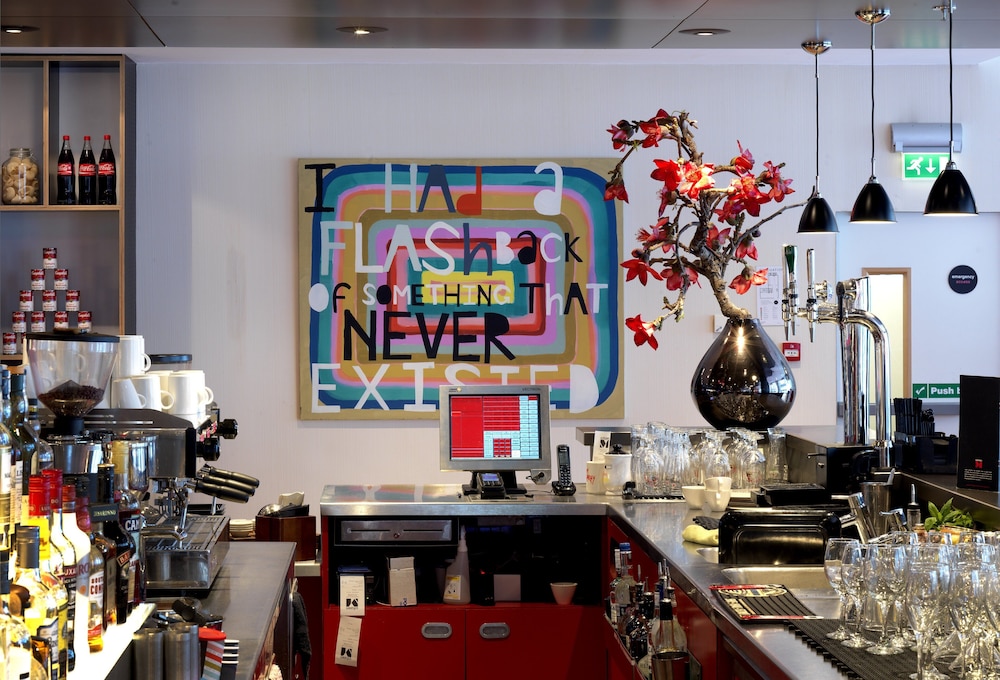 citizenM Hotel Glasgow 42/52