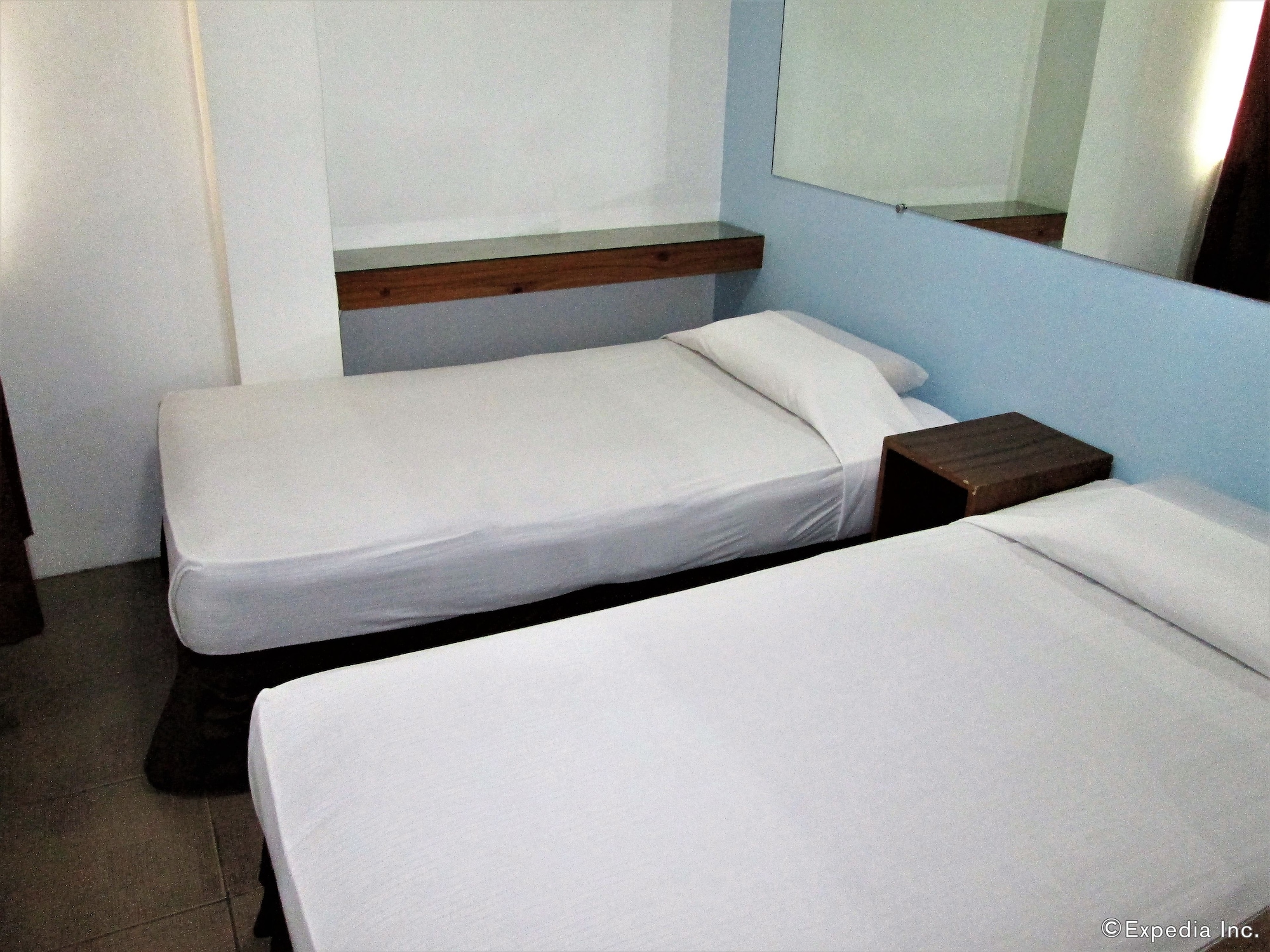 Cabana, Twin Beds