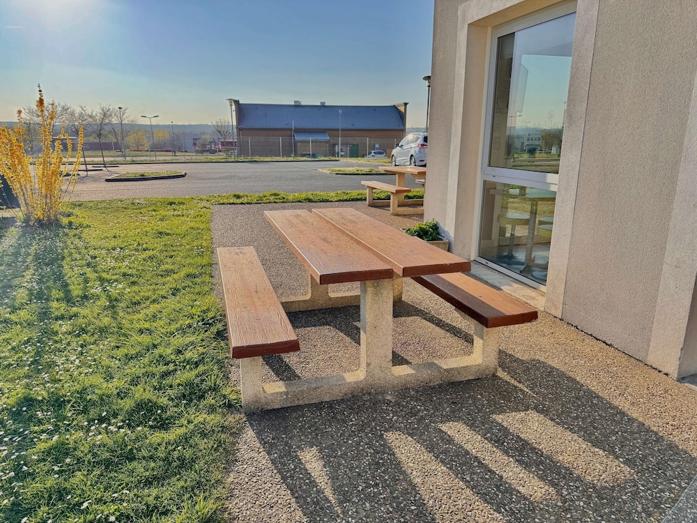Ibis Budget Cosne Sur Loire 47/51