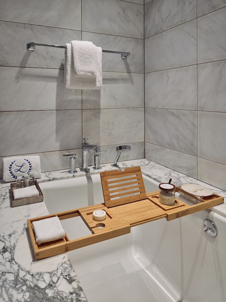 The Laurel Hotel & Spa 40/41