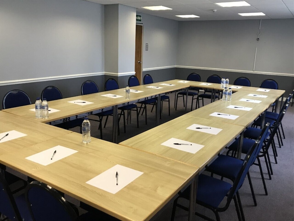 Metro Inns Walsall 24/33