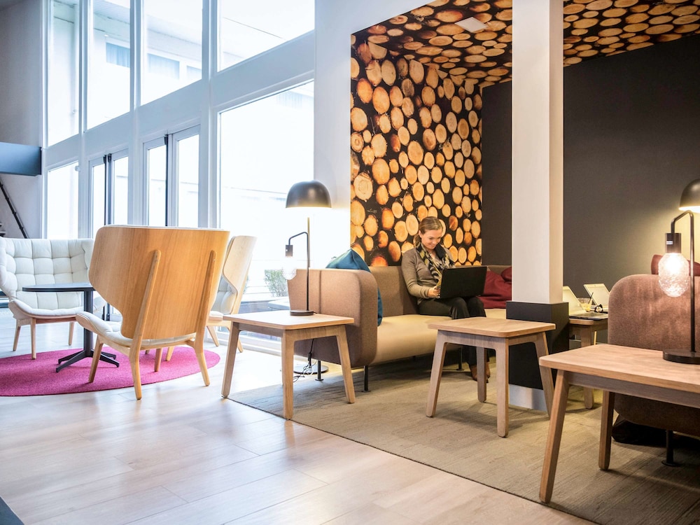 NOVOTEL LILLE AEROPORT 49/70