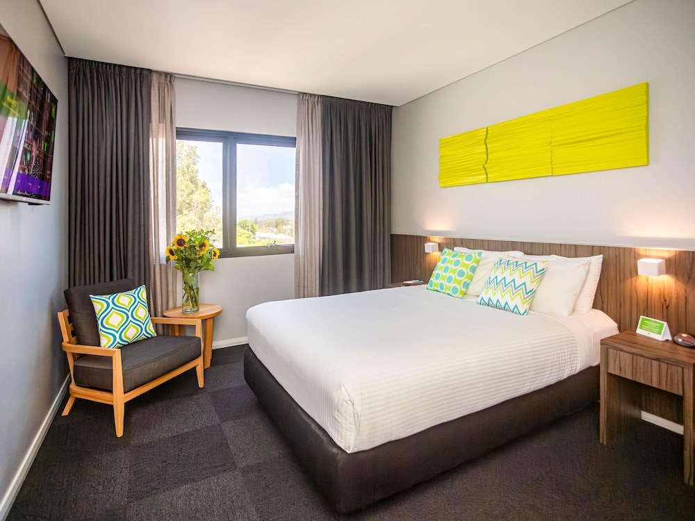 Ibis Styles The Entrance 15/50