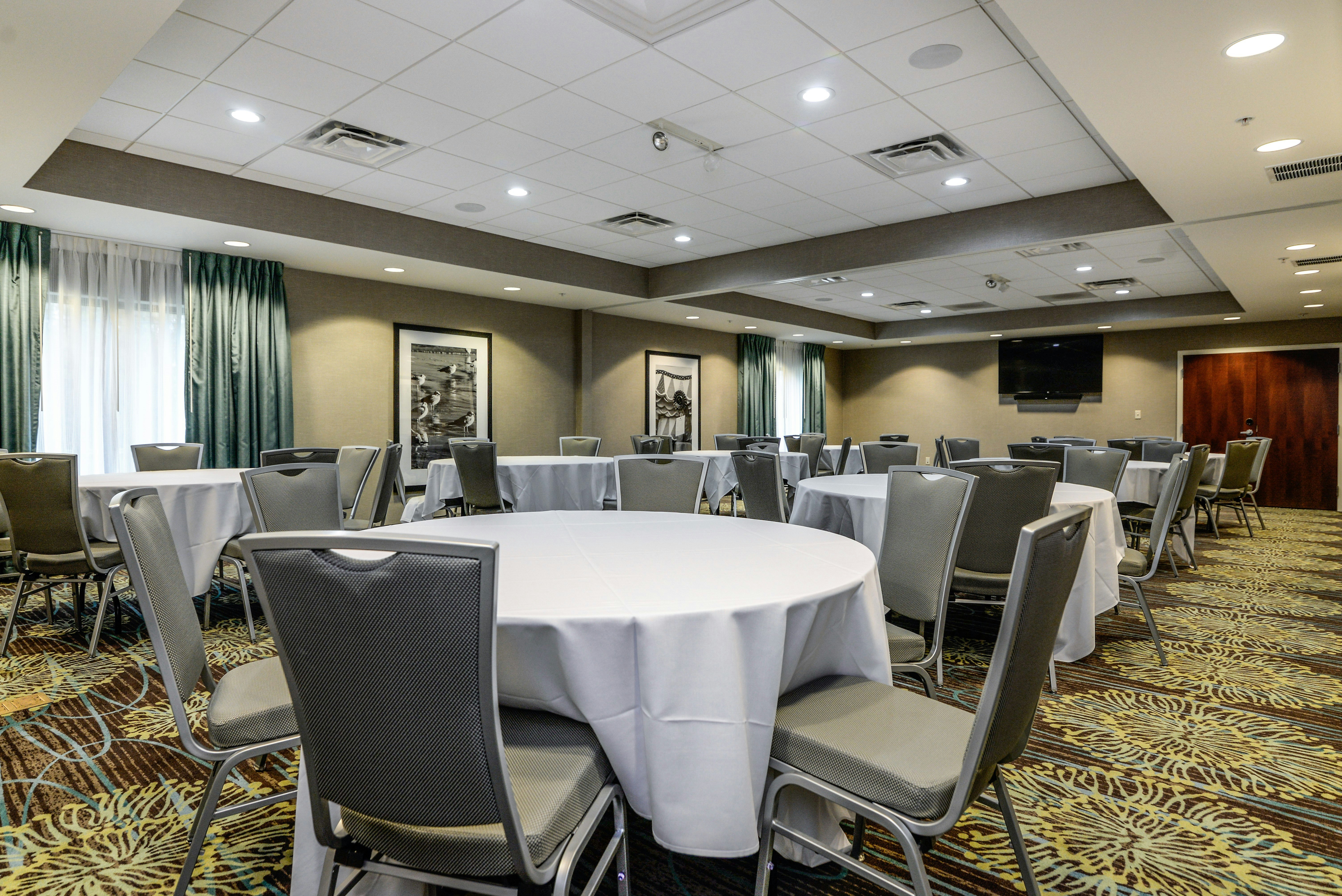 Hampton Inn Brighton Mi 50/60