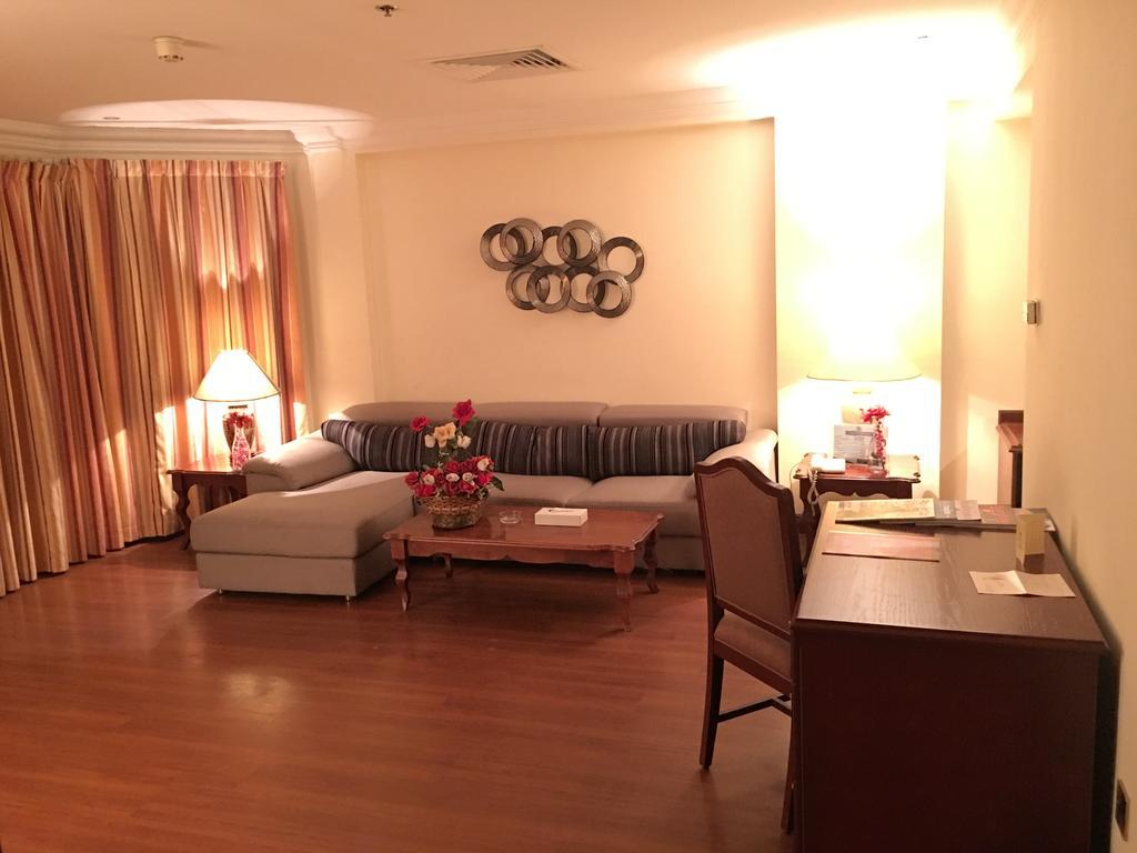 Bahrain Carlton Hotel 16/20