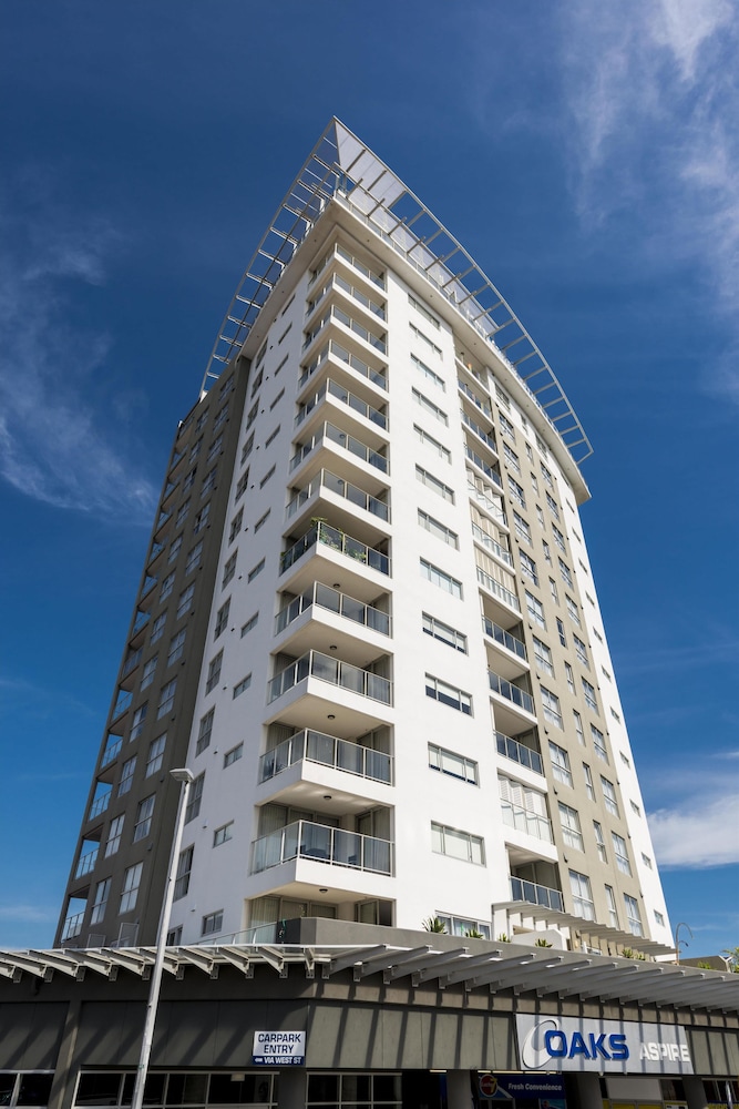 Oaks Ipswich Aspire Suites 7/62