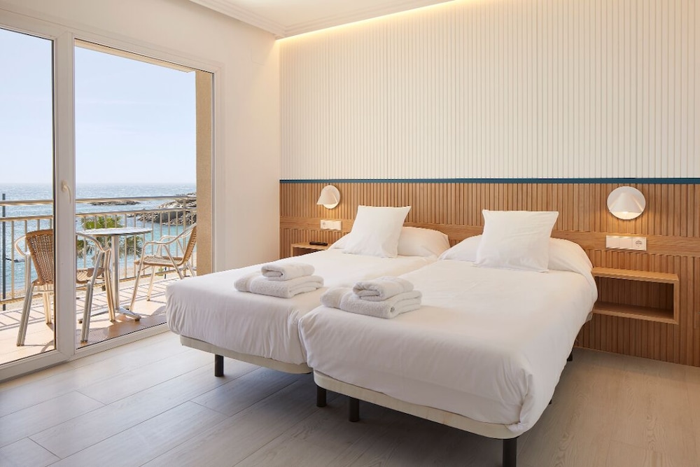 Superior, Double or Twin Bed, Sea View, Terrace