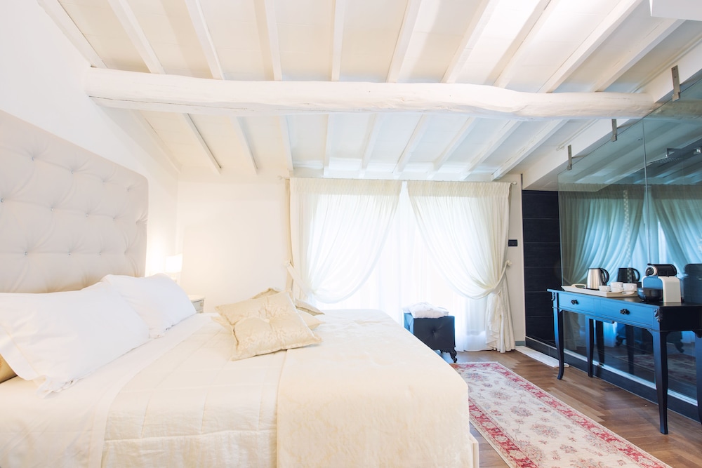 RELAIS SASSA AL SOLE 26/65