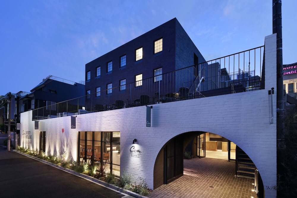 HOTEL CEN 36/44