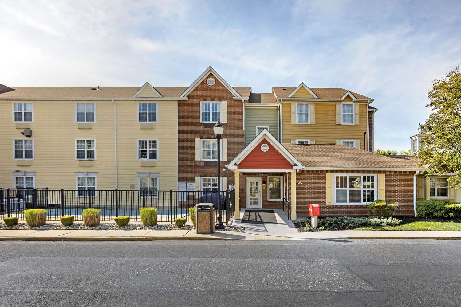 MainStay Suites Mt. Laurel - Philadelphia 10/15