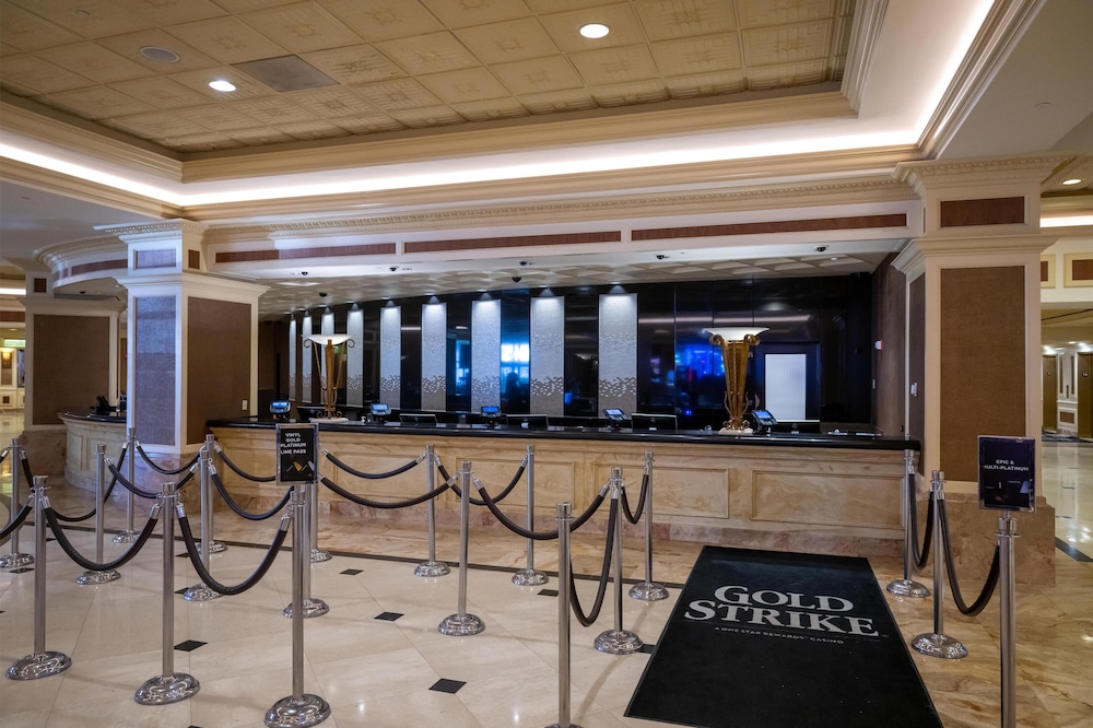 Gold Strike Casino Resort 57/69