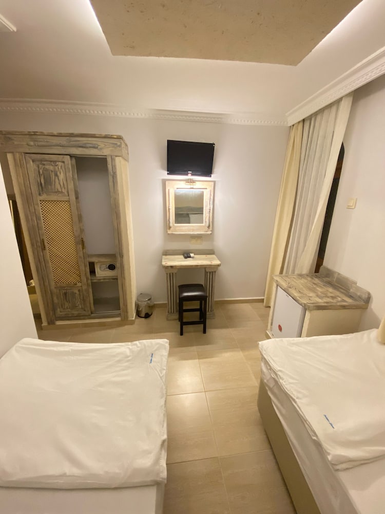 Golden Stone Butik Otel 10/50