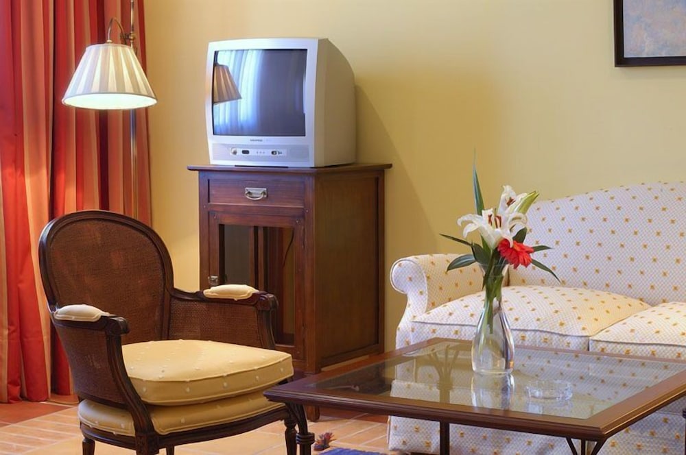 Hotel Mafalda De Castilla 2/43