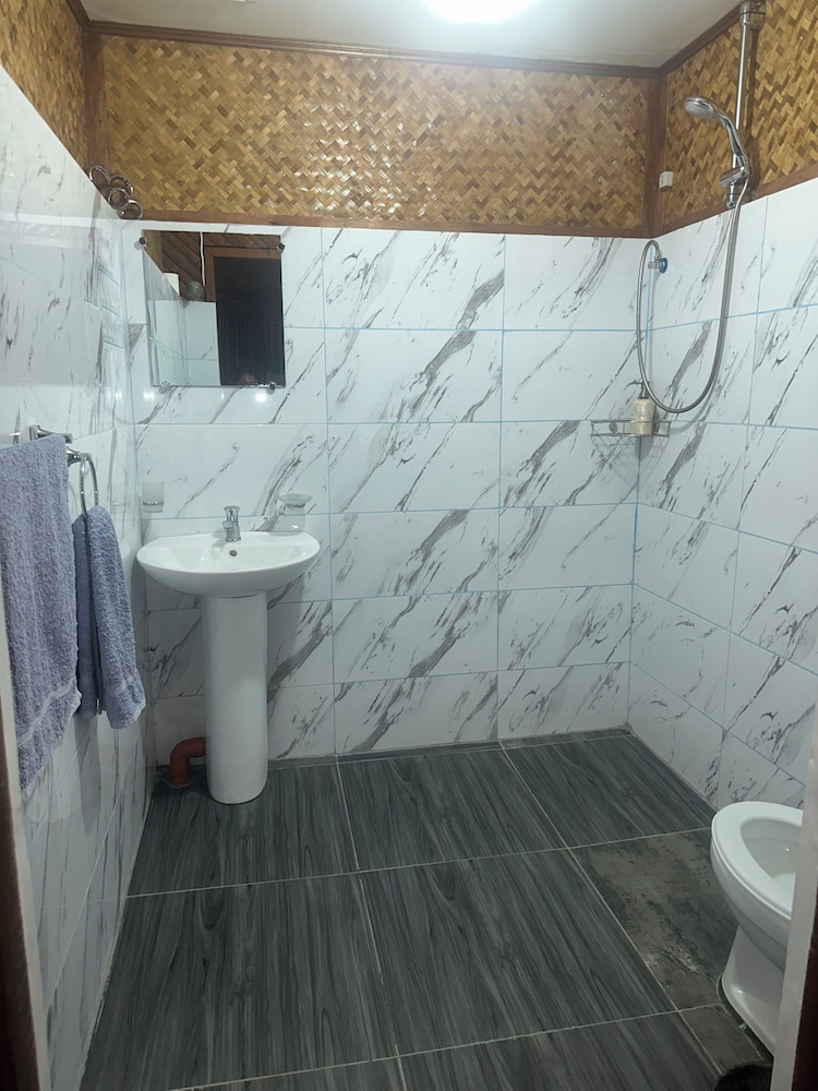 Family, 1 Single and 2 Double Beds, Lala Panzi Bed And Breakfast 6/6