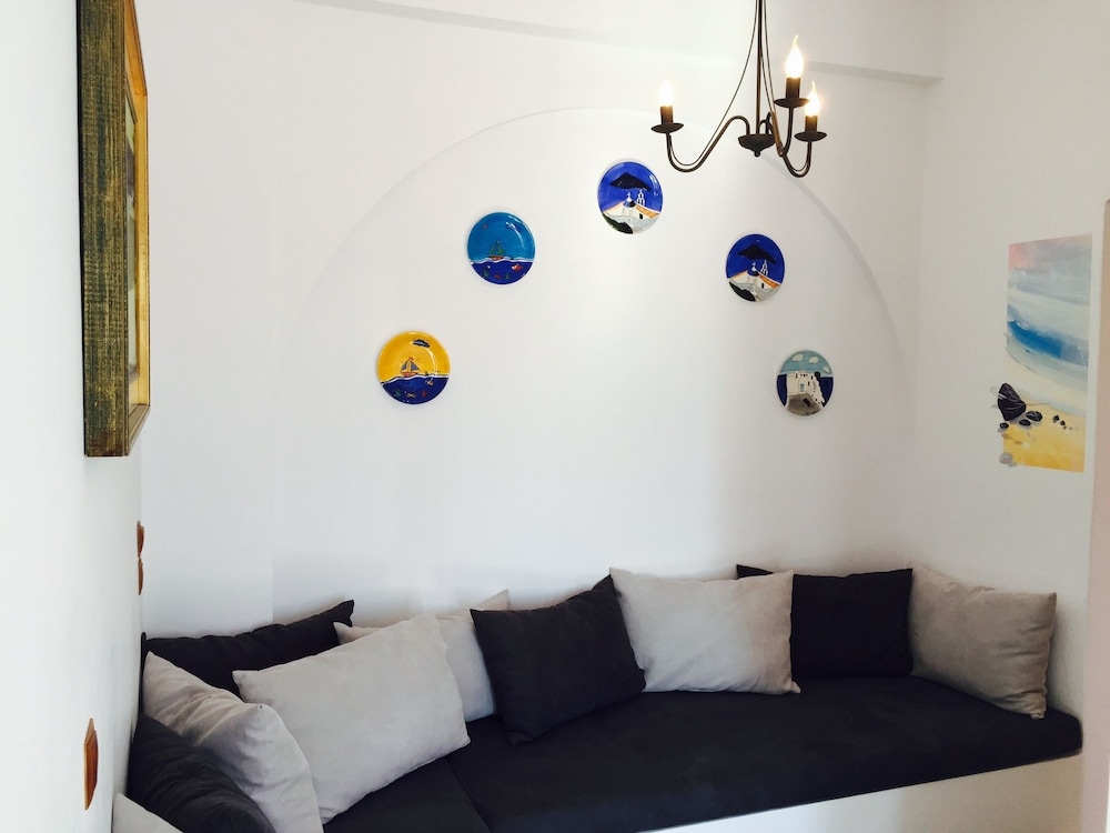 Afrodite Hotel 56/80
