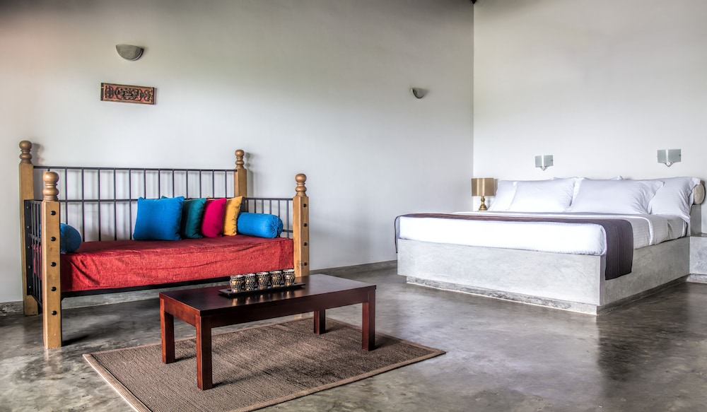 The Lagoon Villa 3/100