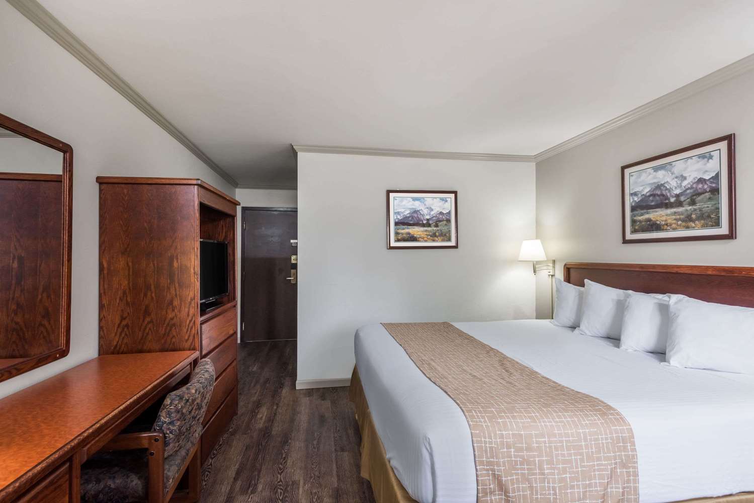 Travelodge by Wyndham Livingston Yellowstone 10/58