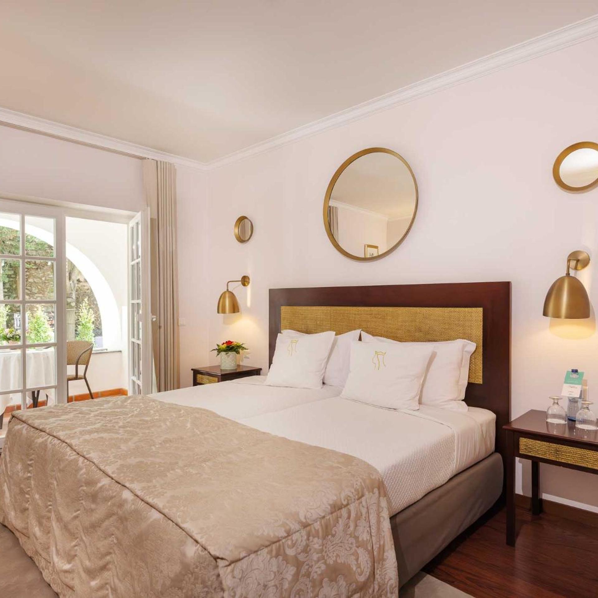Room, Double Bed