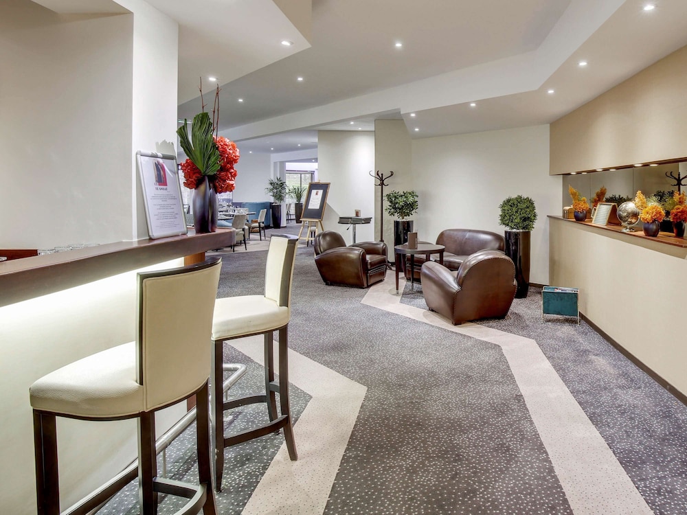 Mercure Maurepas Saint Quentin 52/70