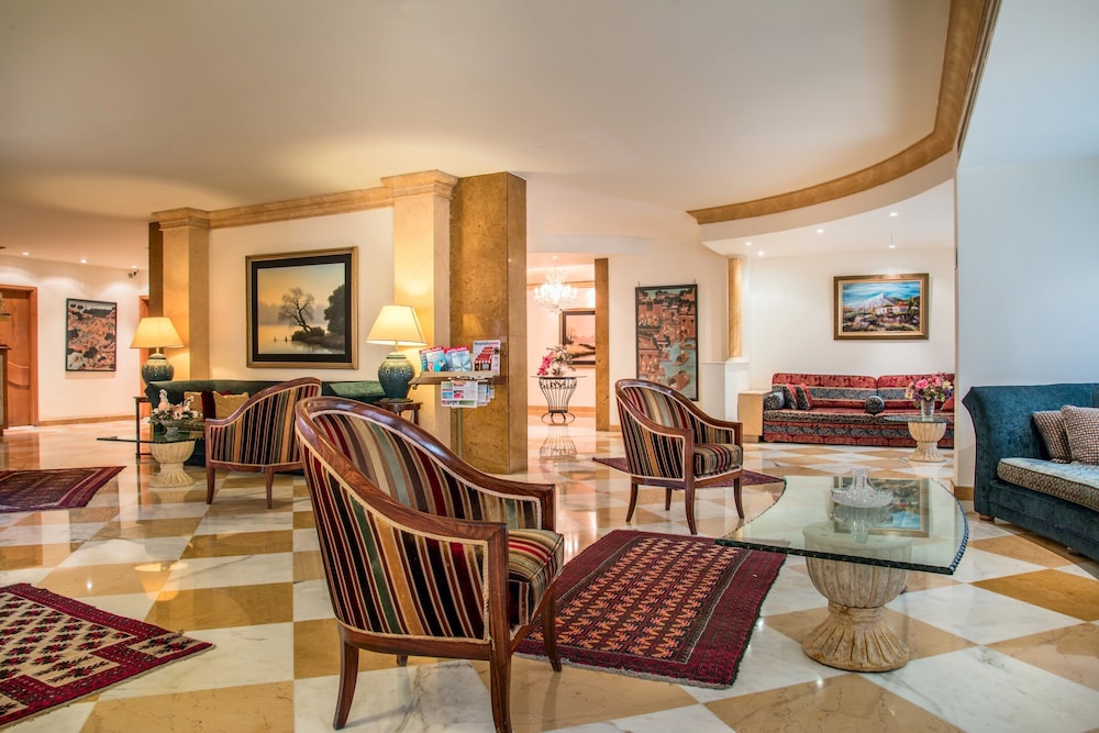Bella Riva Suite Hotel 50/59