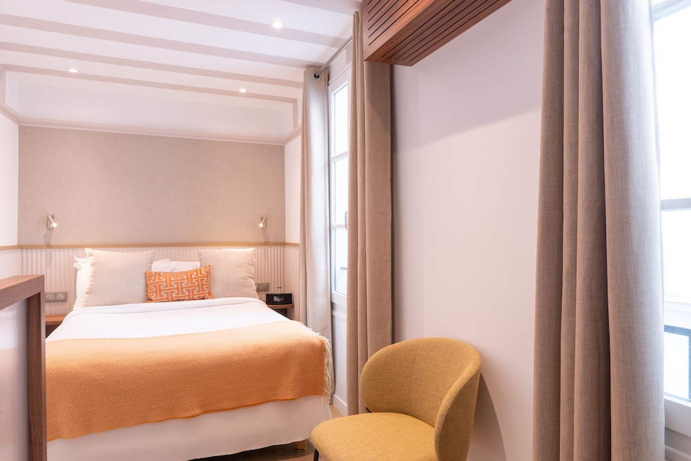 دوبلكس بسرير مزدوج، Le Placide Saint Germain Hotel 2/4