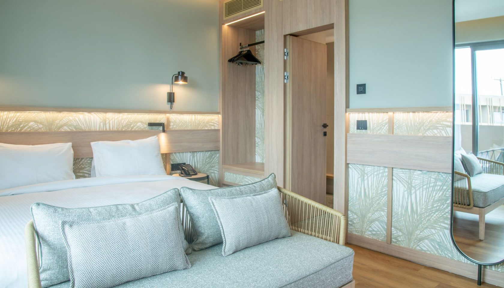 Classic, Double Bed, Garden View, Private Pool