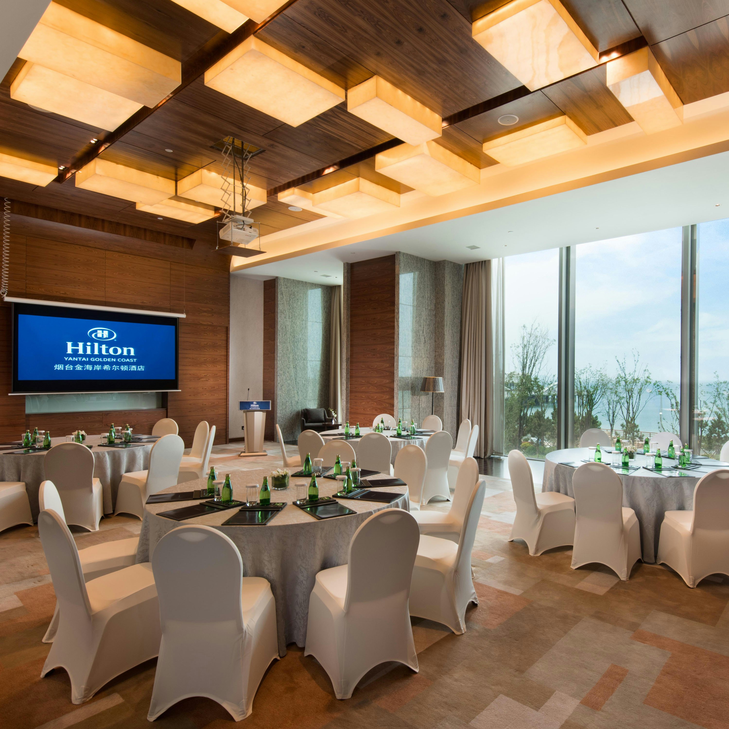 Hilton Yantai Golden Coast 50/64