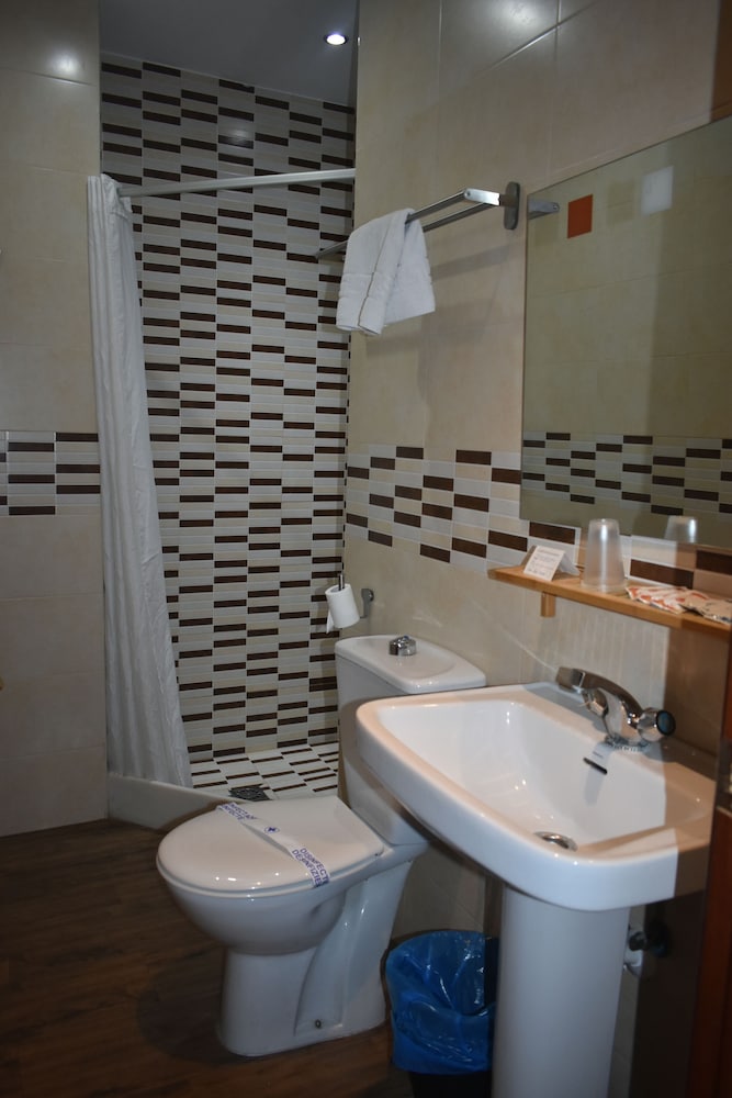 Hostal Alamare 41/50