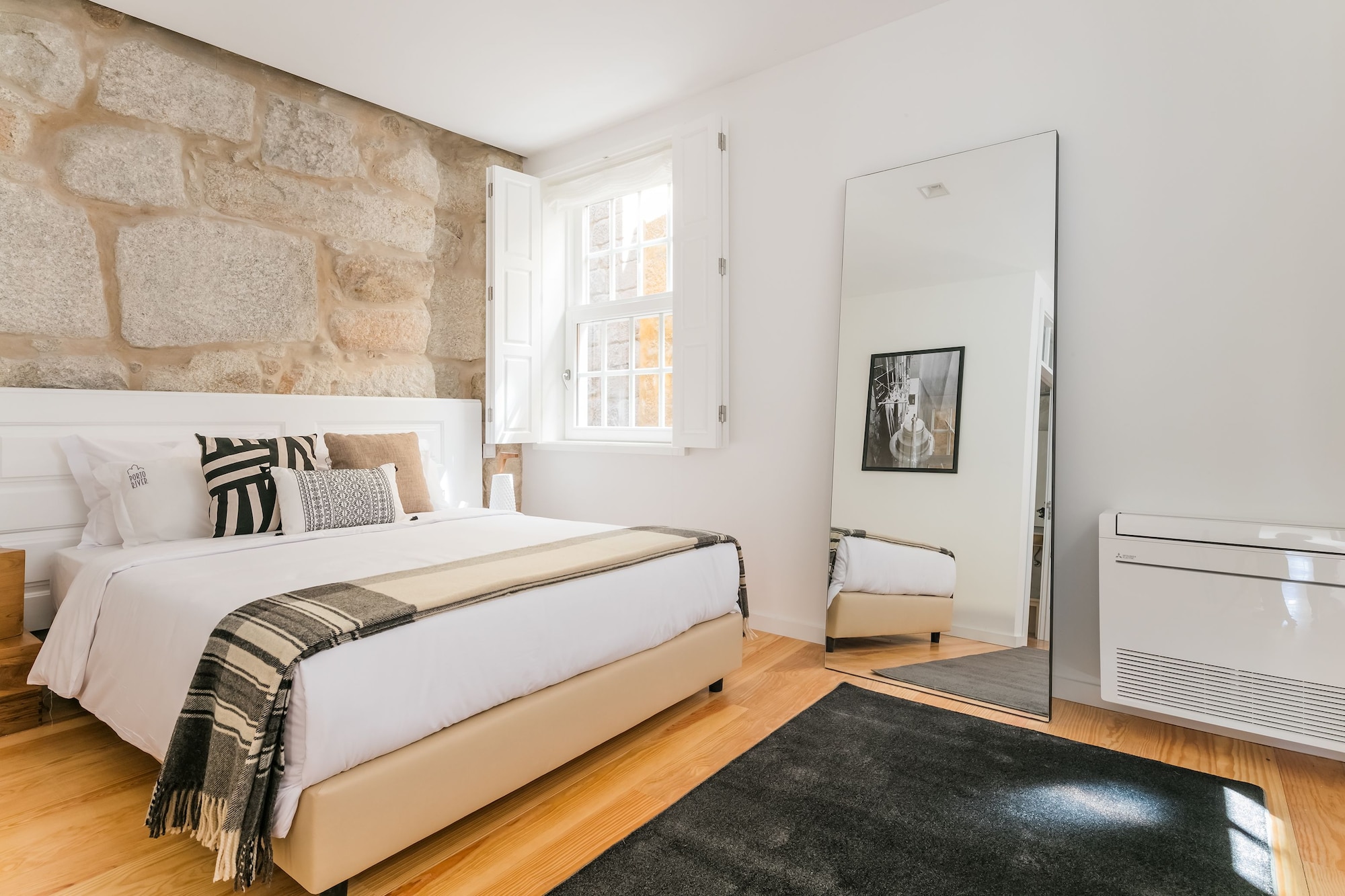 2 BEDROOMS, APARTMENT, RIVER VIEW, ANNEX