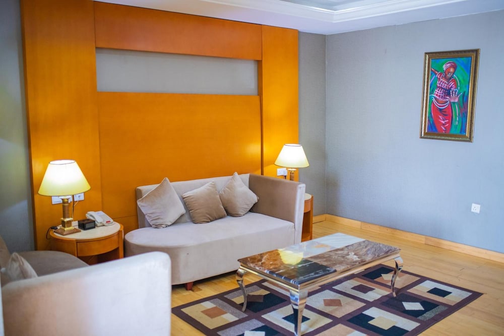 Bon Hotel Sunshine Enugu 17/50