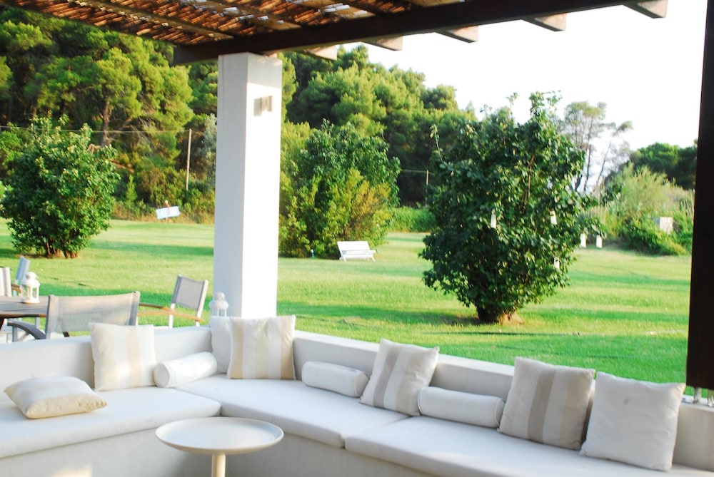 Skiathos Holidays Hotel 46/63