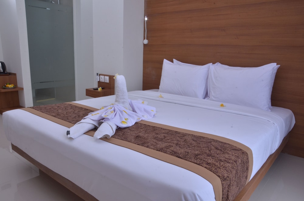 Sunwood Arianz Hotel Managed By Bencoolen 8/25