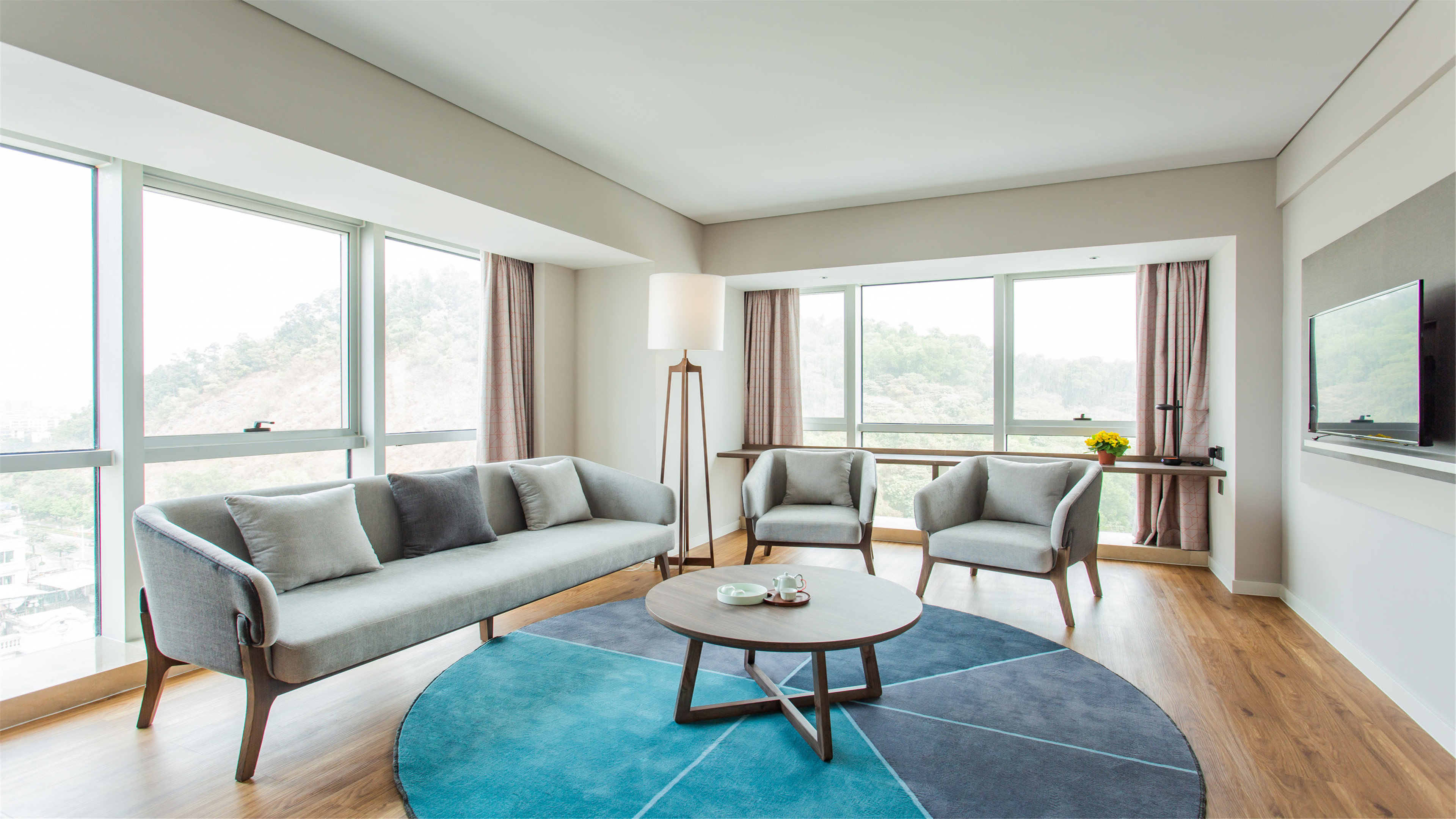 Holiday Inn Express Jiangmen Jianghai 46/79