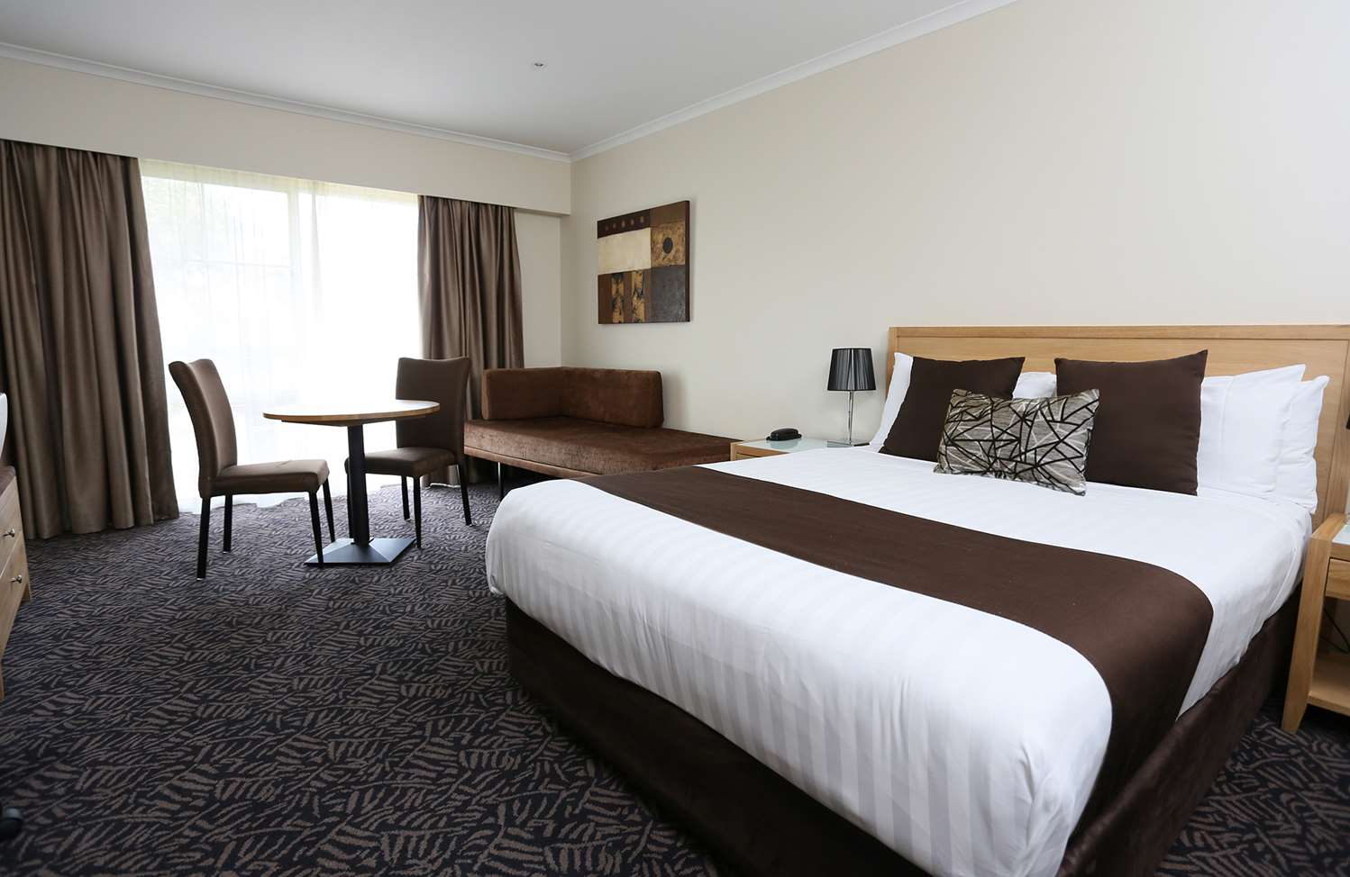 Deluxe, Queen Bed, Balcony