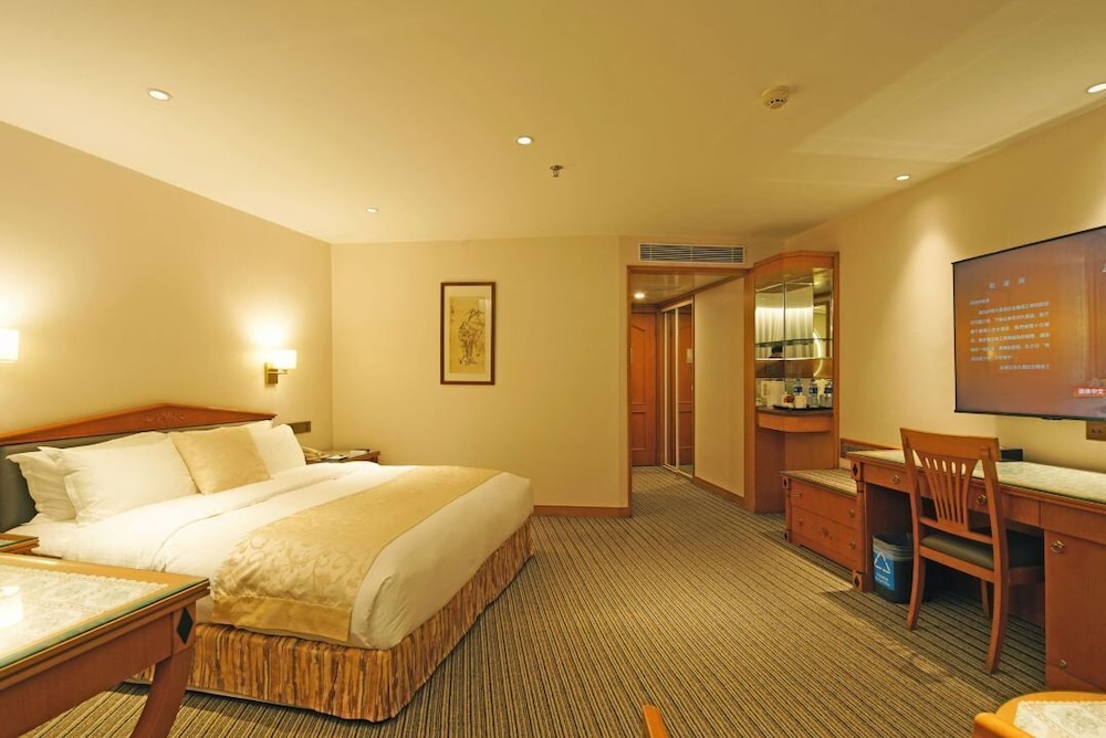 Wuhan Asia Hotel 10/22