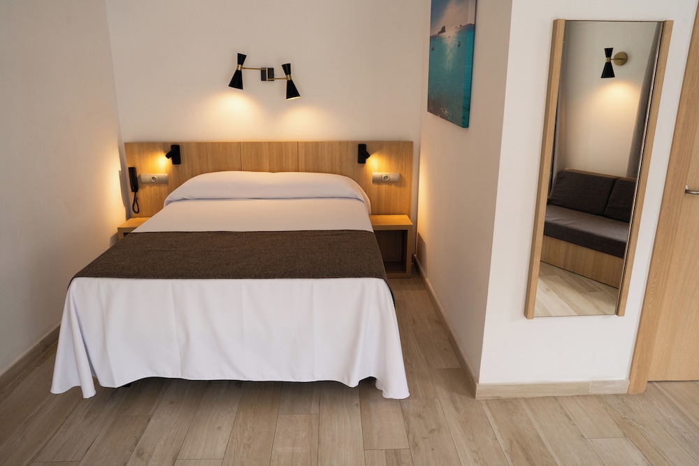 Sunside Ibiza Studios - Only Adults- Formerly known as Central Park 24/63