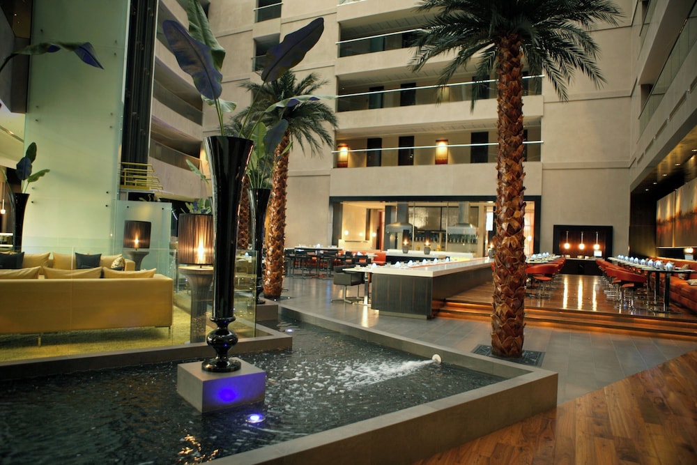 Centro Sharjah Rotana 38/50