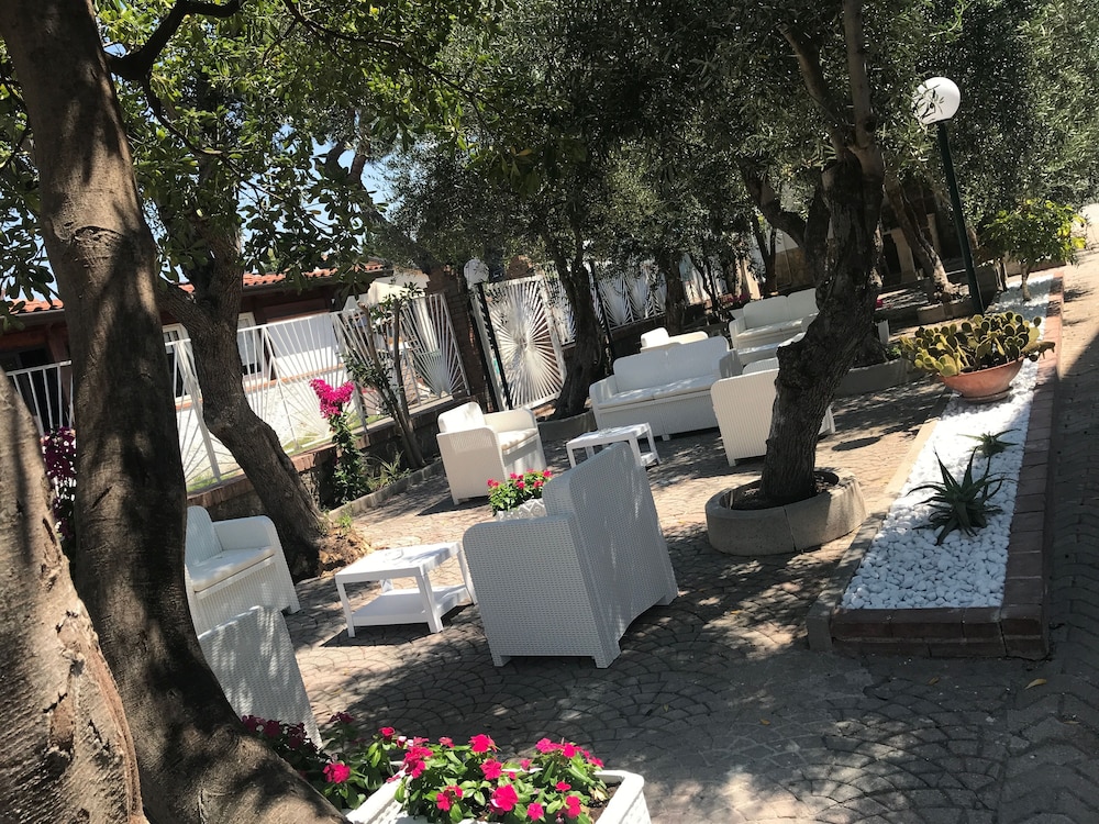 Villa Paestum 23/25