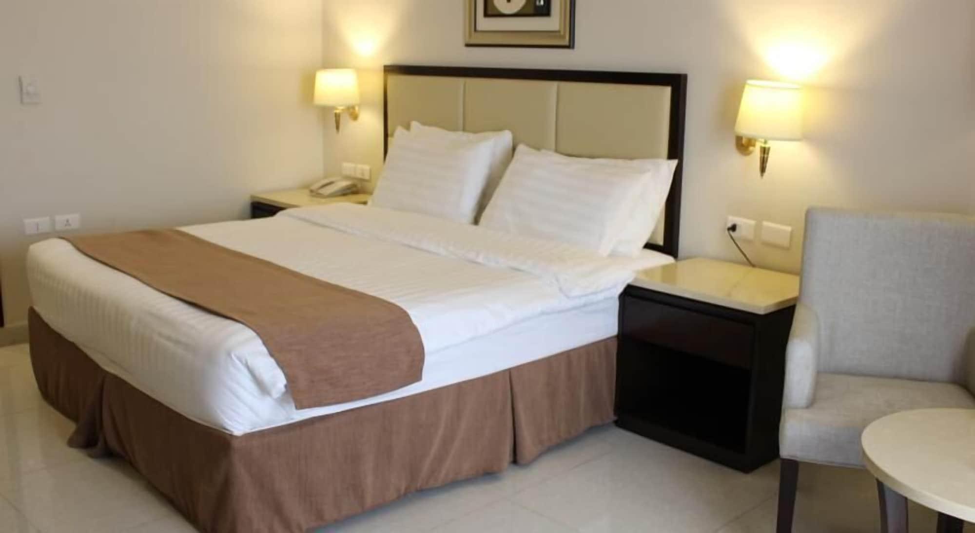 Premium, Double Bed, Sea View, Pool Side