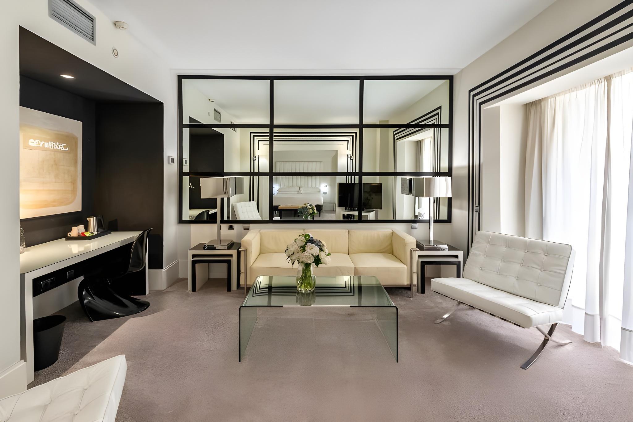 Junior Suite, Double or Twin Bed