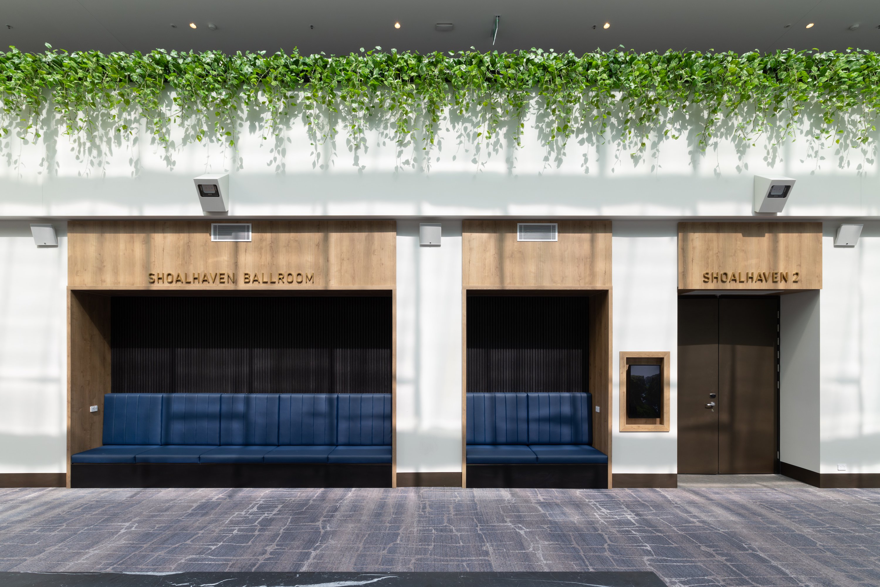 Crowne Plaza Adelaide Mawson Lakes 3/50