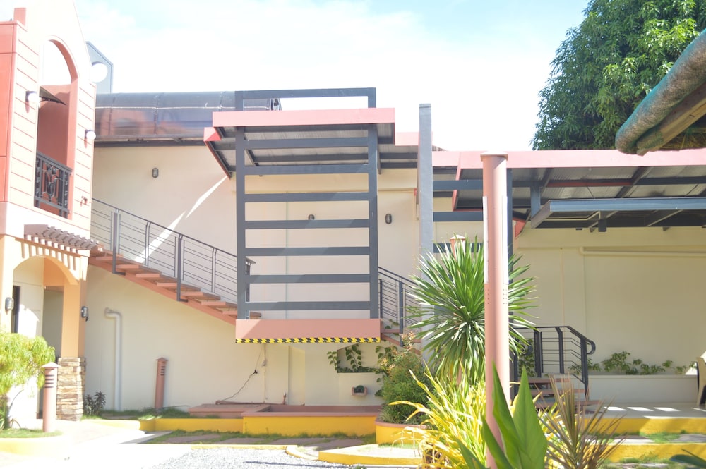 Manora Apartments And Guest House 2/66