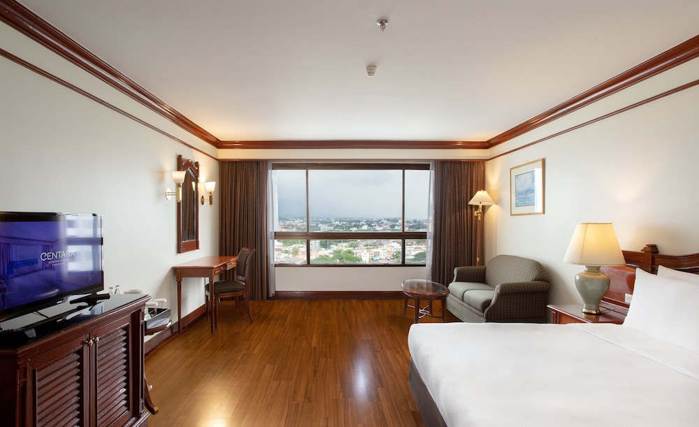 Centara Riverside Hotel Chiang Mai 21/75