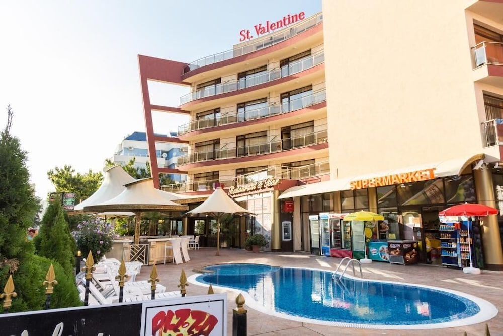 Saint Valentine Hotel 3/43