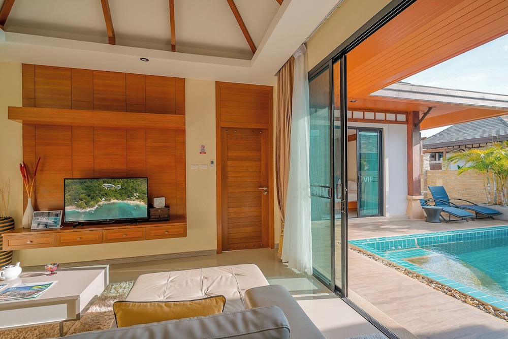 Rawai Vip Villas Kids Park And Spa 55/87